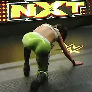 Bayley's amazing ass, goddamn 😍