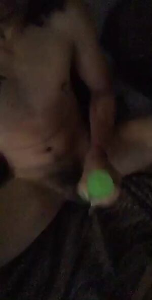 Watch me jerk off to my porn collection on Snapchat. Dm for rate