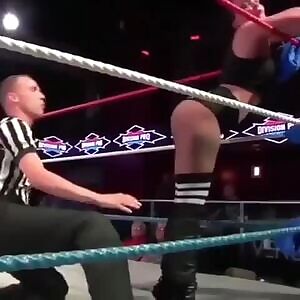 Thinking about becoming a ref after seeing this...