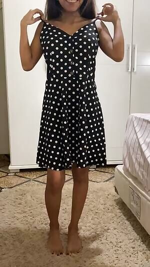 I would like to reveal my tiny body to warm your soul