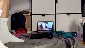 Playing with my new black dildo🥰