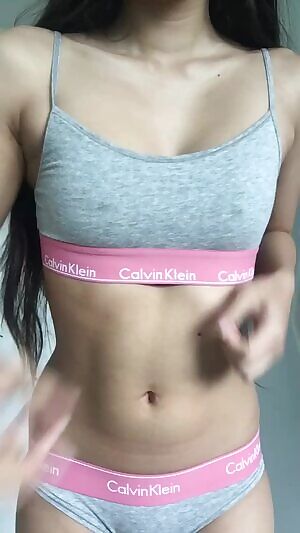 My first titty drop gif :)