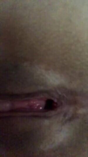 playing with my worn out pussy!