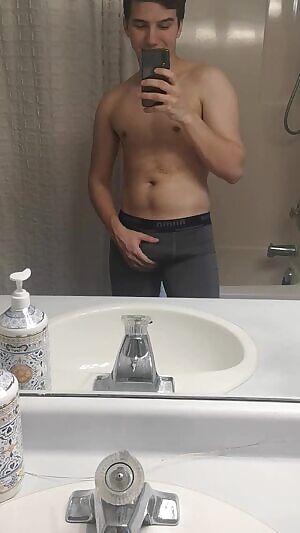 I'm in a gif mood ❣️