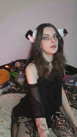 Arms Up 3D Dildo Femboy Natural Tits