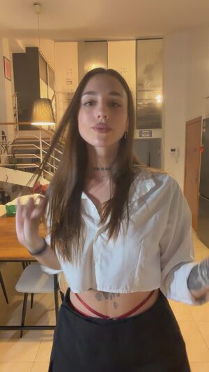 Smoking fetish Amateur Brunette Cute Dance