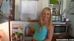 My Girl Blondie Got a Phat Ass - Brittany taylor