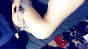 Upvote if you would fuck me >\\<