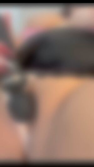 BBW Facesitting Bimbo Chubby Dominatrix Domme