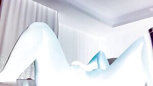 https://up-to-down.net/73813/eLNZX don't post the name of the model in the comment
