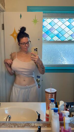 Over 40 Brunette Cougar Glasses MILF