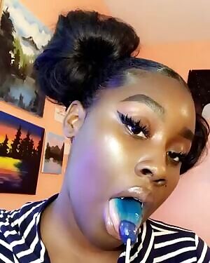 Can we get some appreciation for black ahegao? 😍