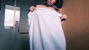 This kitty wants to play.