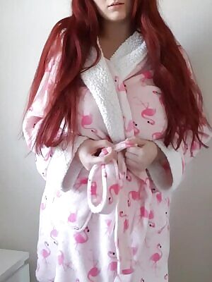 Thought I'd give the bathrobe gif a try, how did I do?😅