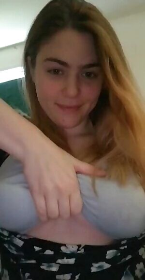 MILF Tits in Slow Motion