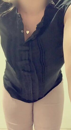 What’s the best yet most uncommon thing somebody has ever done while giving you head?