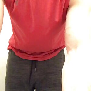 Showing off my post-workout pump, enjoy 😜