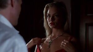 90s Jaime Pressly was a hotter Margot Robbie