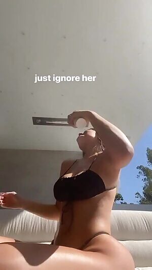 Those hips kill me 😫