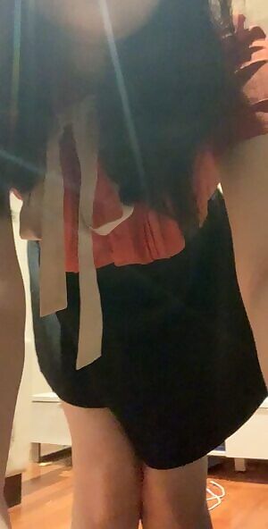 I’m selling content again! Come buy some customs or request some videos you’d buy. Any other platforms you want me on? Lemme know!