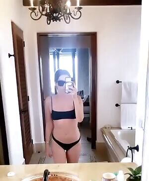 Ok last Ashley Tisdale post I swear