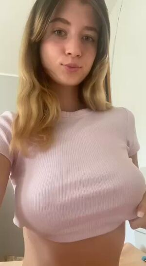 This is how I try to convince u to slut me out after class