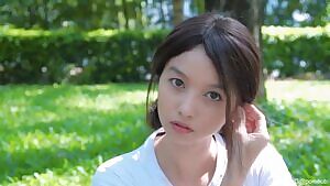 Sporty Asian Girl Likes To Play With Her Pussy In Public During Her Run