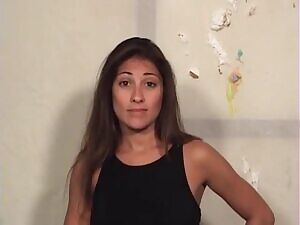 Bratty actress Lauren finally gets slimed