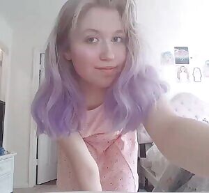 I wanna help you cum! buyers me @ babypeachyx 💜   details in comments