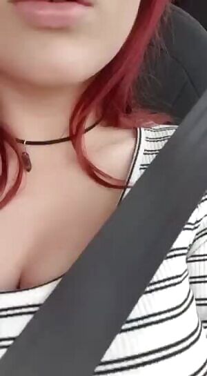 Waiting for daddy in the passengers seat 😊