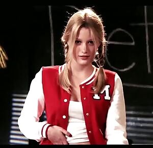Ashley Hinshaw