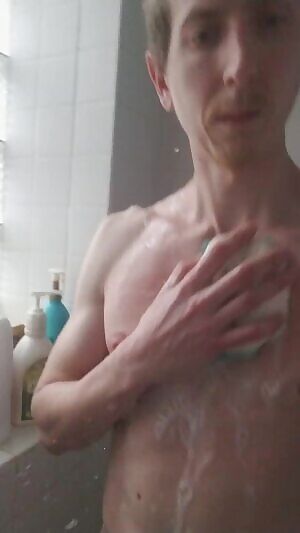 Shower with me I'd love to hear all your dirty thoughts.