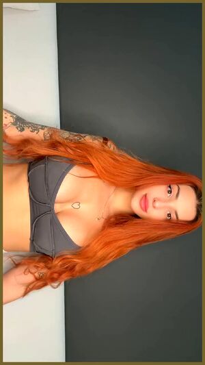 Flashing MILFs Masturbating Natural Tits Petite