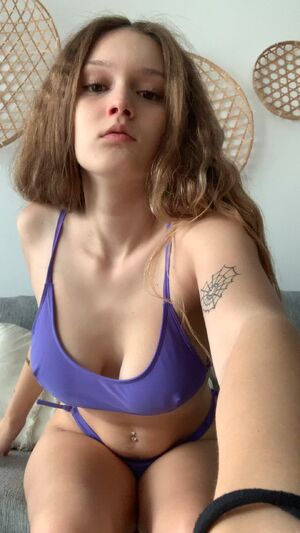 Do guys even like big tits anymore?
