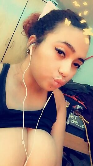 babygirl missed everyone 🐻💞