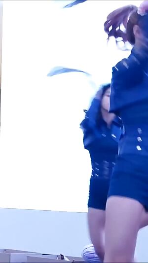 Dreamcatcher - Yoohyeon, Sua, Gahyeon & Jiu