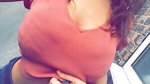 21 Walking around campus feeling myself today! snap: alice.snoww