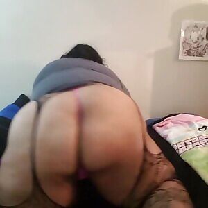 Just cuz i got a chronic pain disease in my legs, dont mean I cant move 🤷🏾‍♀️ Was a hip hop dancer over 10 years before my legs got messed up kik/snap lipstickonme