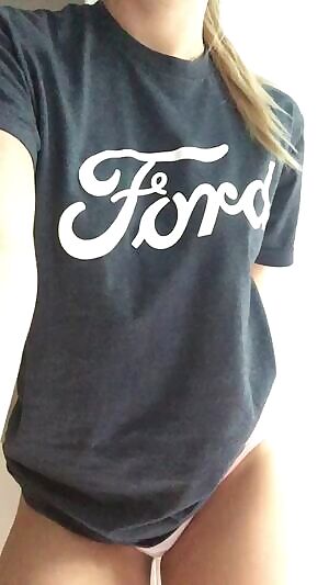 I hope you don't mind my pj's, just wanted to show you my new hair do