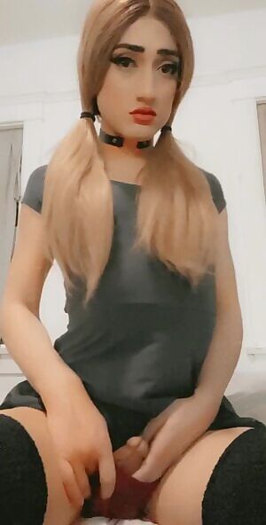 welp! gonna have plenty of time to be a slut on the internet now i guess 😅😉