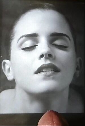 Couldn’t stop thinking about facefucking Emma Watson, just look at her orgasmic face