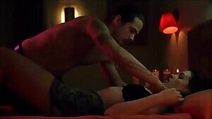 Anne Hathaway's perfect plot in Havoc