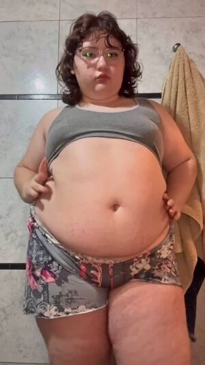 Chubby Lovers BBW Belly Button Curvy