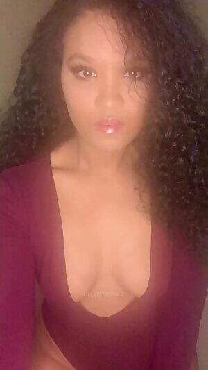 this is what I do while my son is playing video games 😏