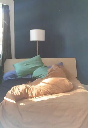 I always ask tinder matches how often they make their bed, important stuf 🌸