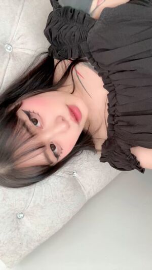 Upskirt Tease Pussy