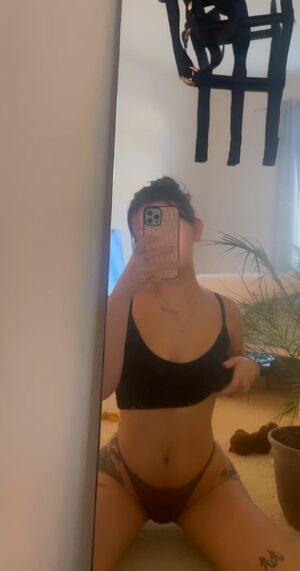 Mirrored titties reveal