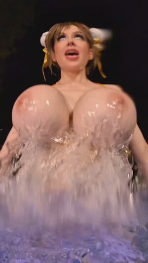 Huge Fake Boobs Big Tits Bimbo