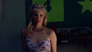 Amy Smart - Road Trip