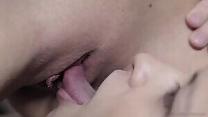 Viola Bailey gets her pussy licked by Beata